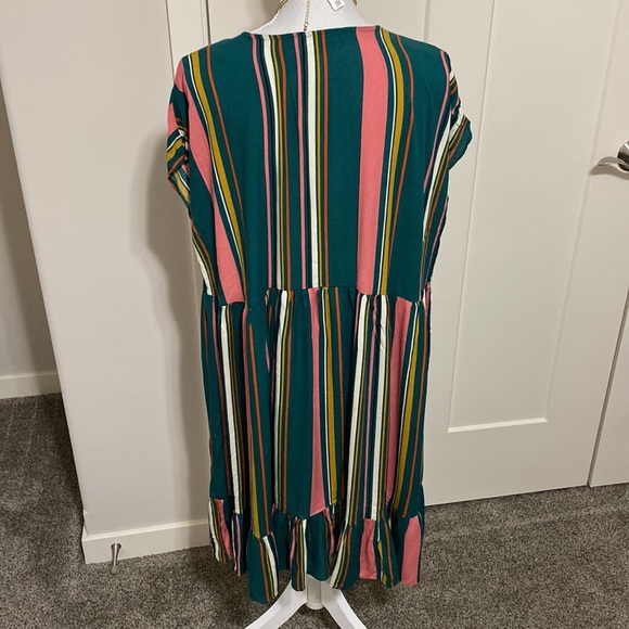 NEW! Ces Femme Size L Striped Dress! - Picture 6 of 9